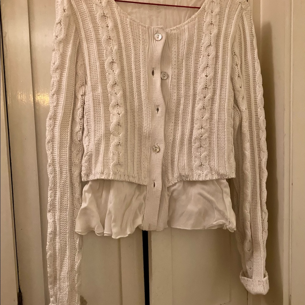 Cable sweater Small